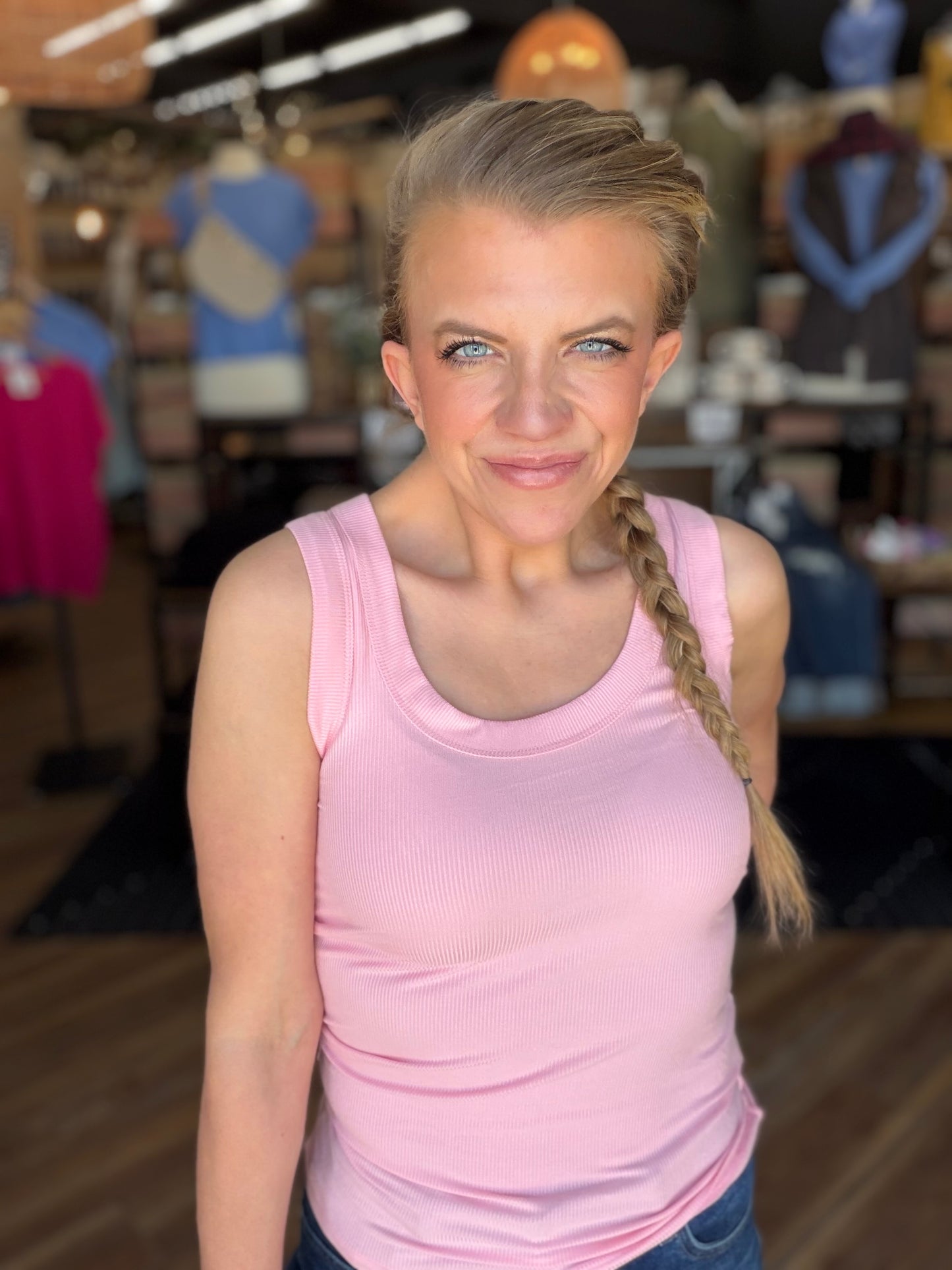 Scooped Ribbed Tank