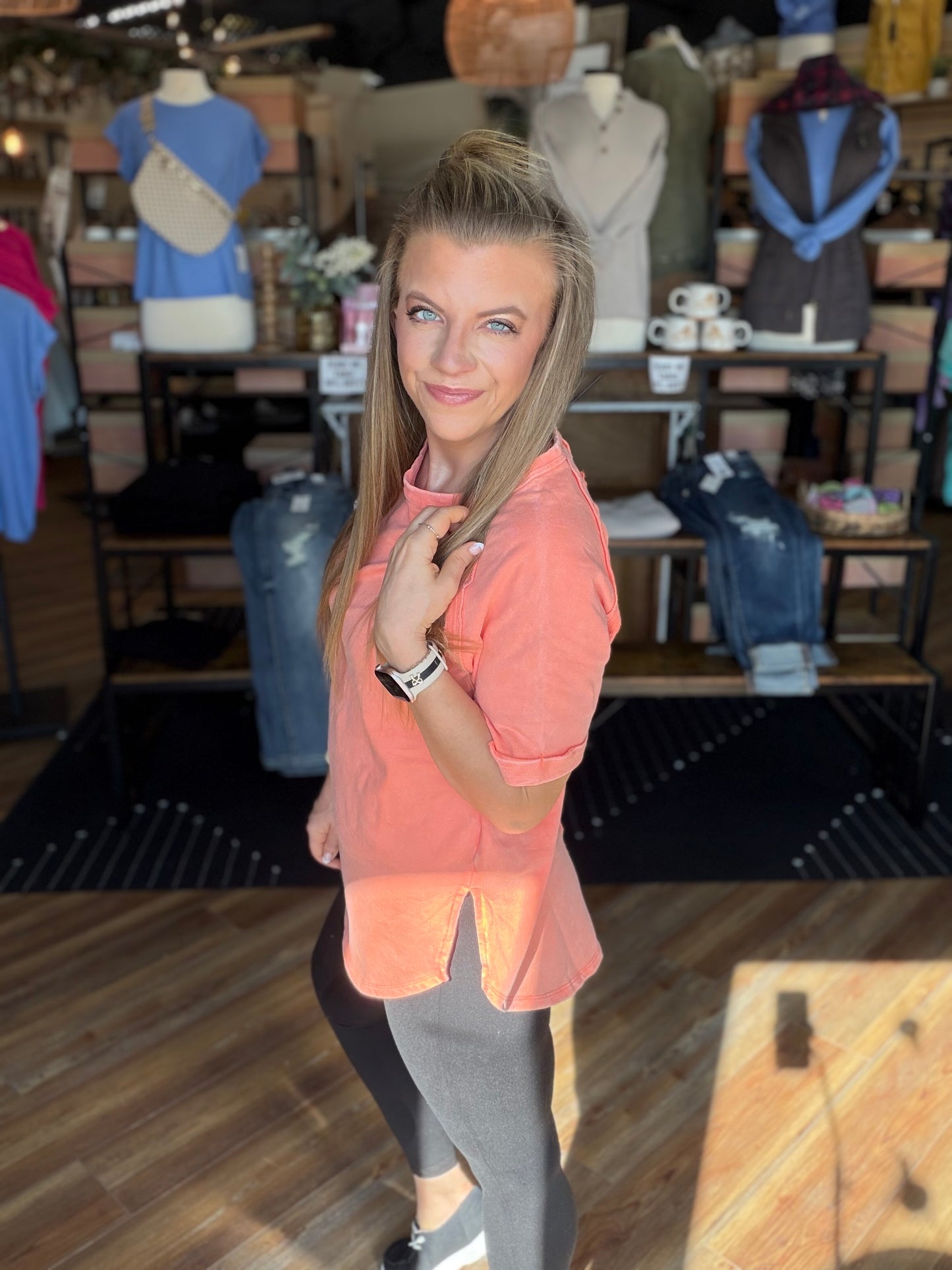Savvy Side Tee
