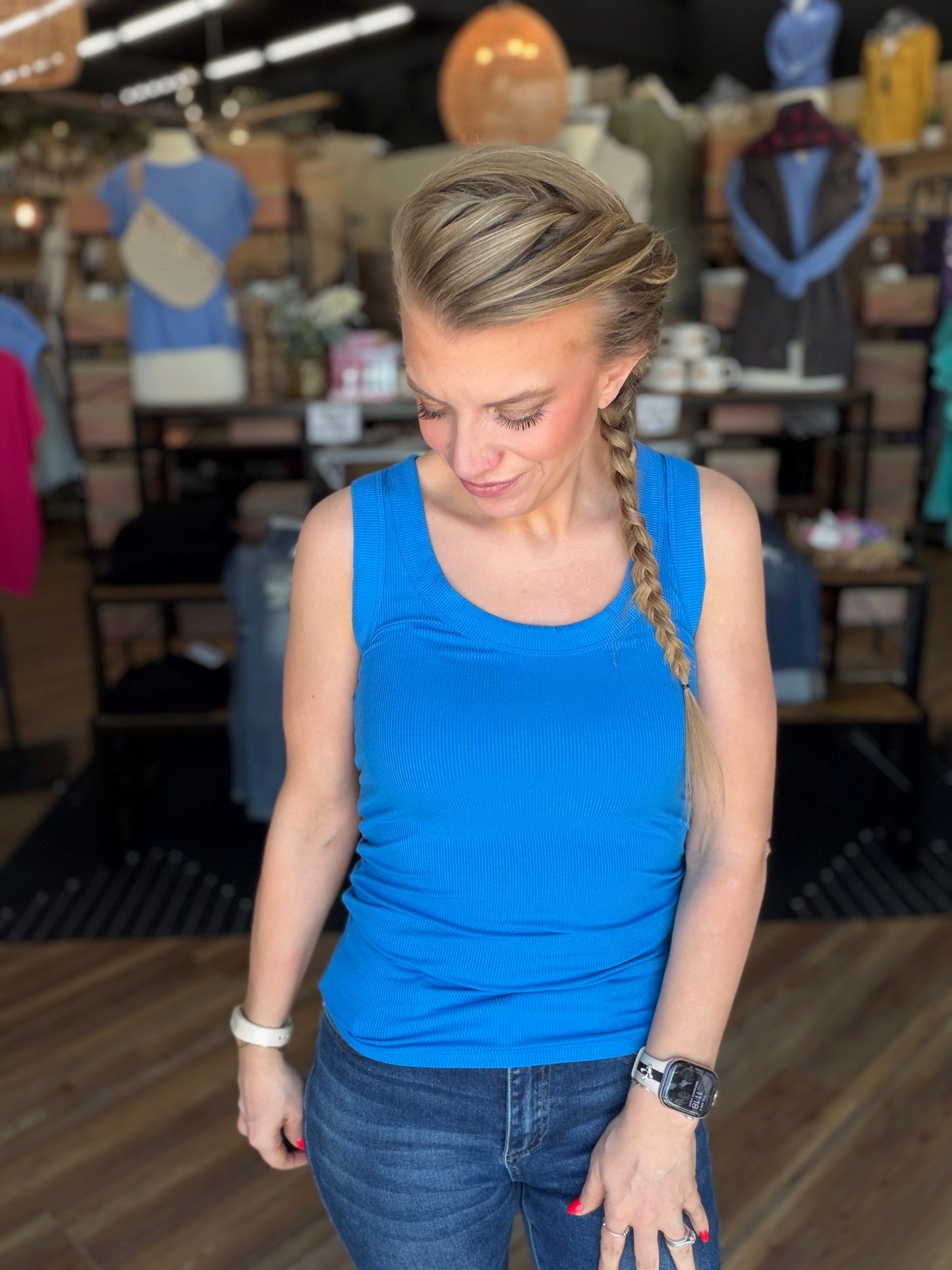 Scooped Ribbed Tank