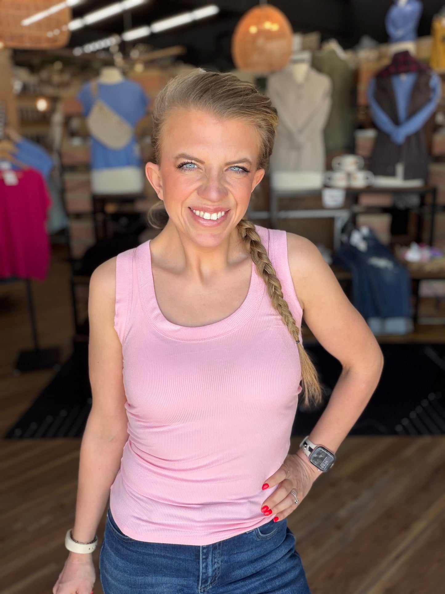 Scooped Ribbed Tank