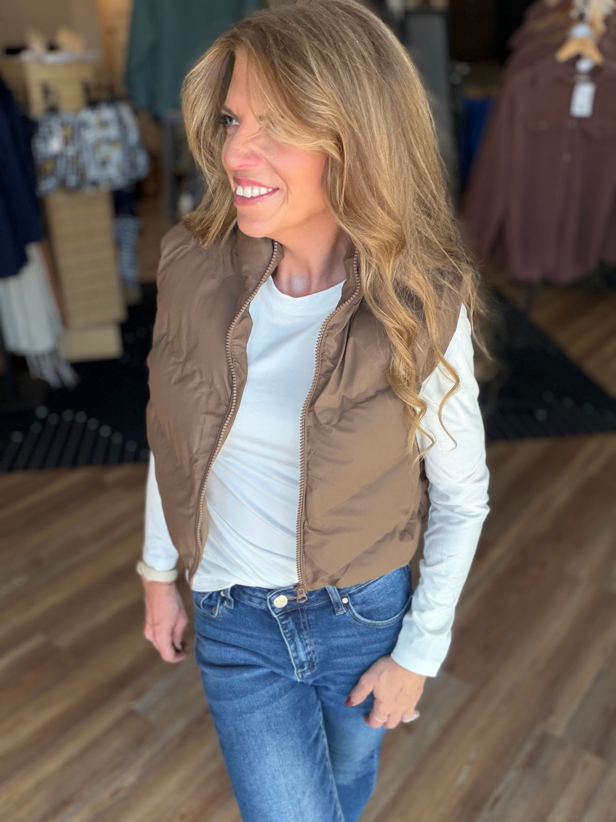 Valuable Cropped Vest