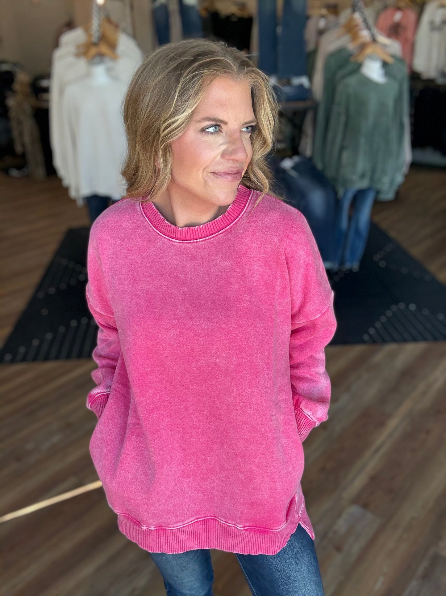 Winner Sweatshirt Acid Wash