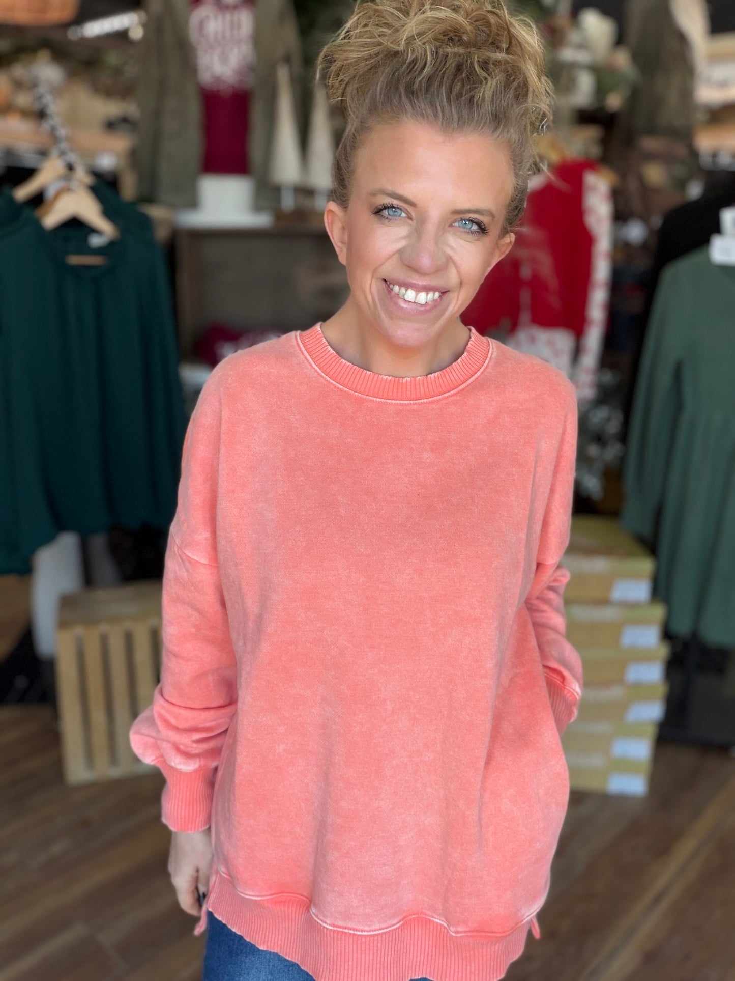 Winner Sweatshirt Acid Wash