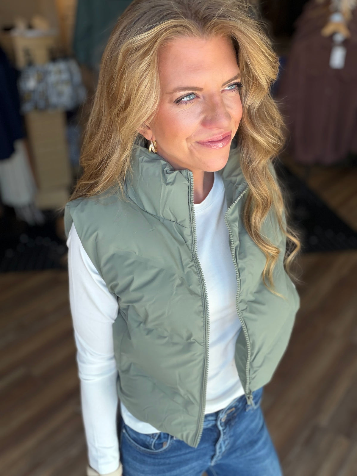 Valuable Cropped Vest