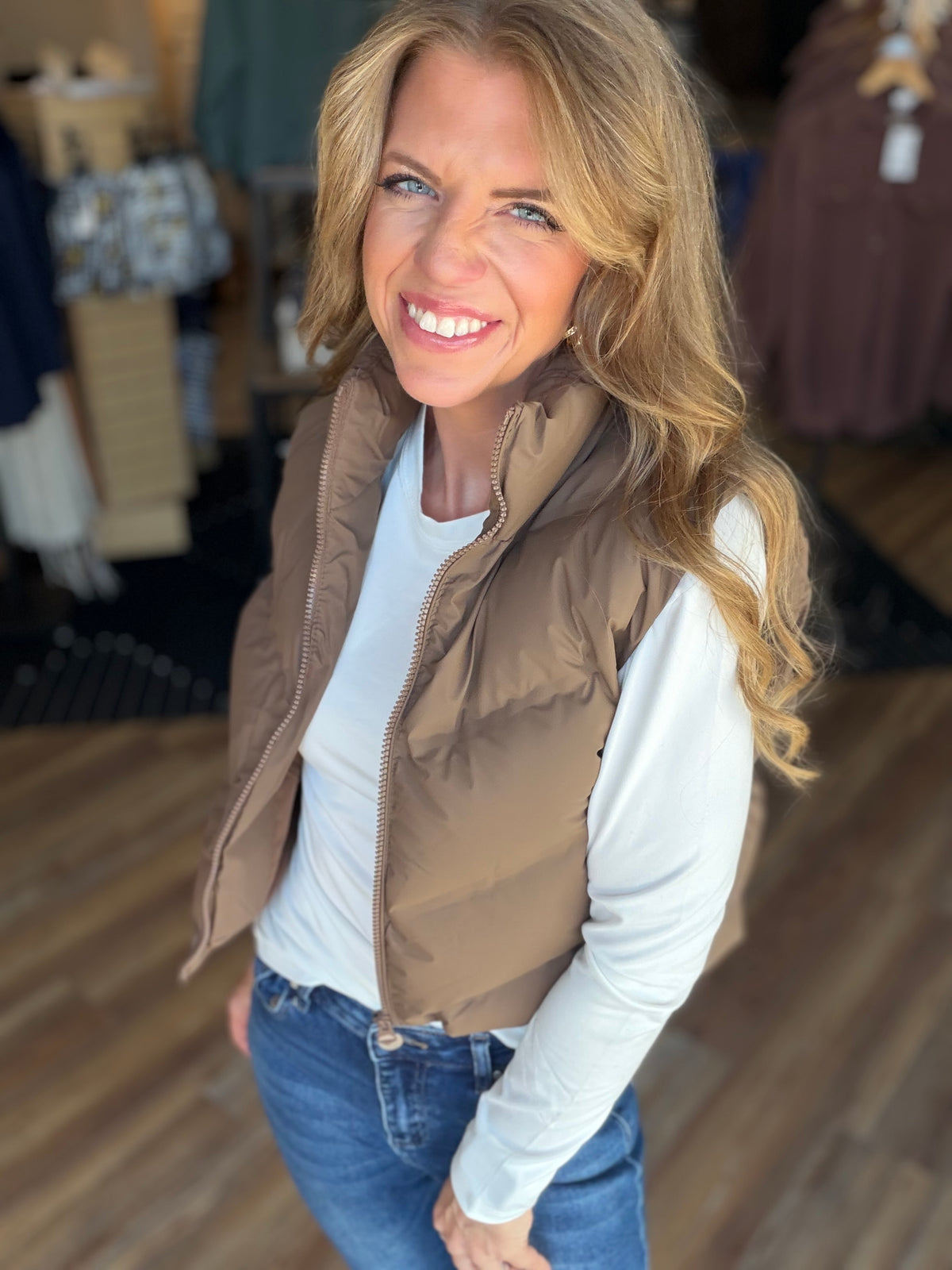 Valuable Cropped Vest