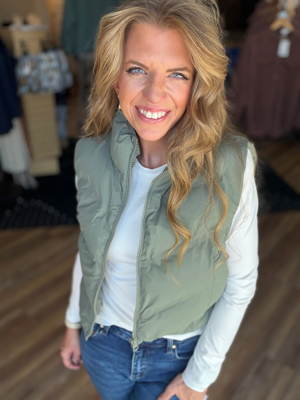Valuable Cropped Vest