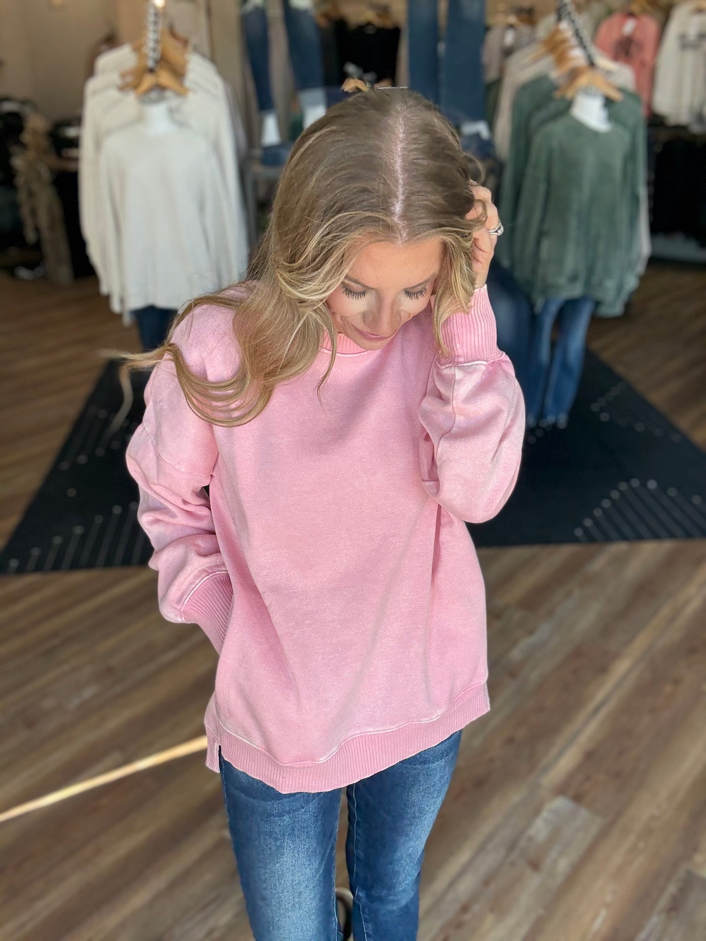 Winner Sweatshirt Acid Wash