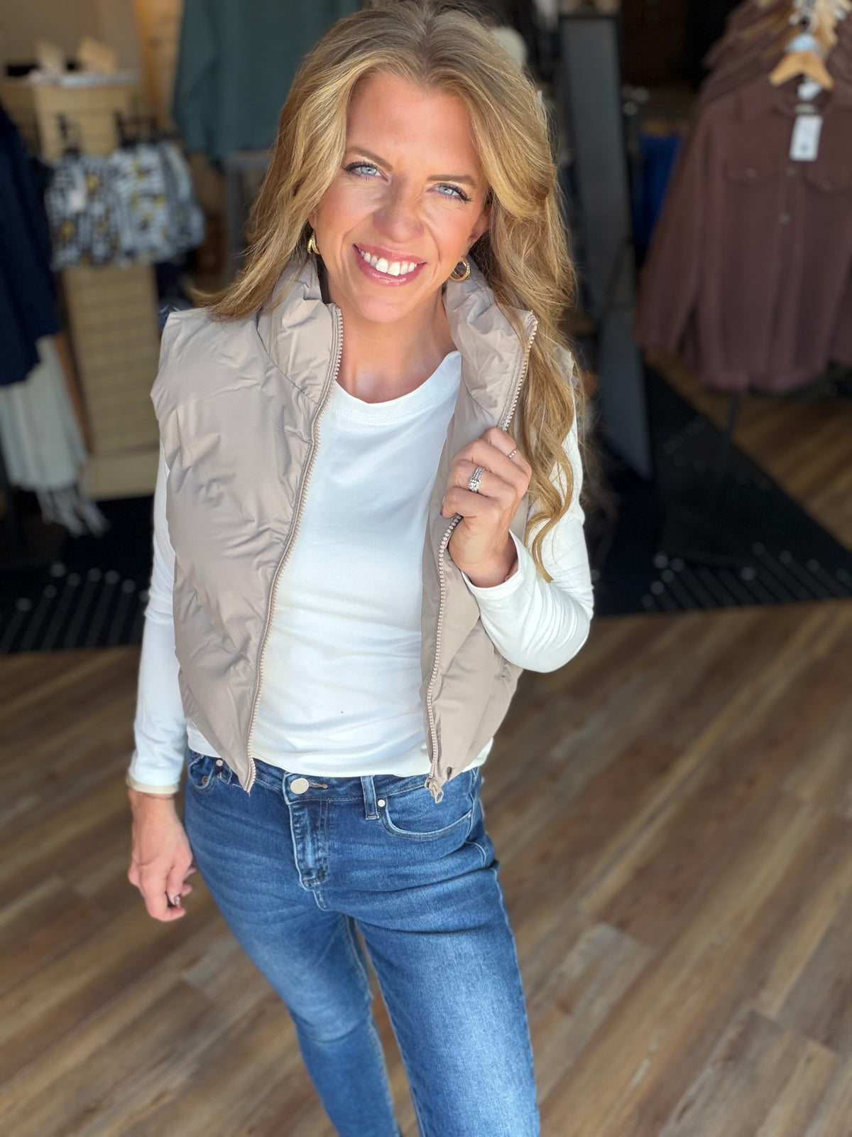 Valuable Cropped Vest