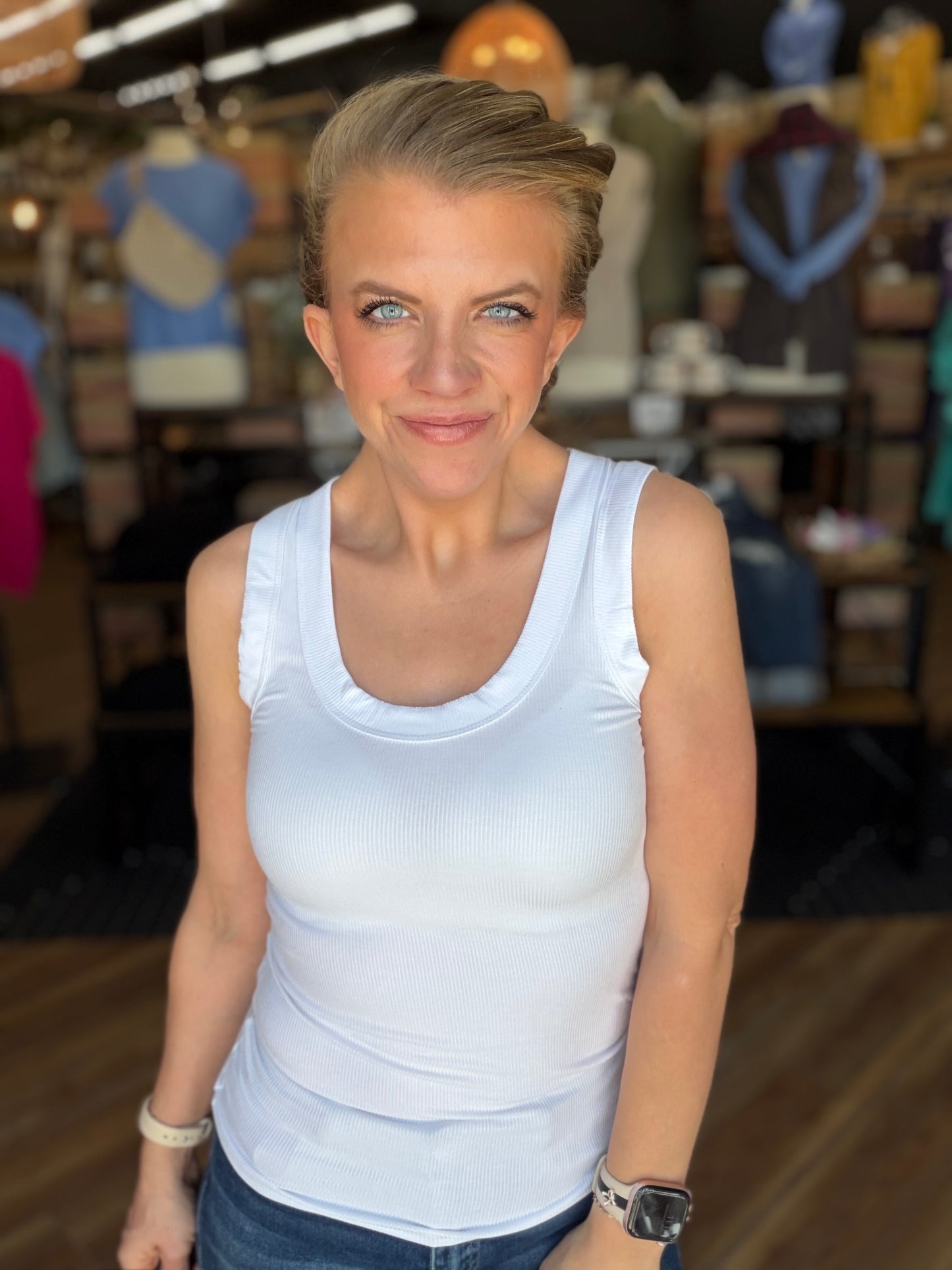 Scooped Ribbed Tank