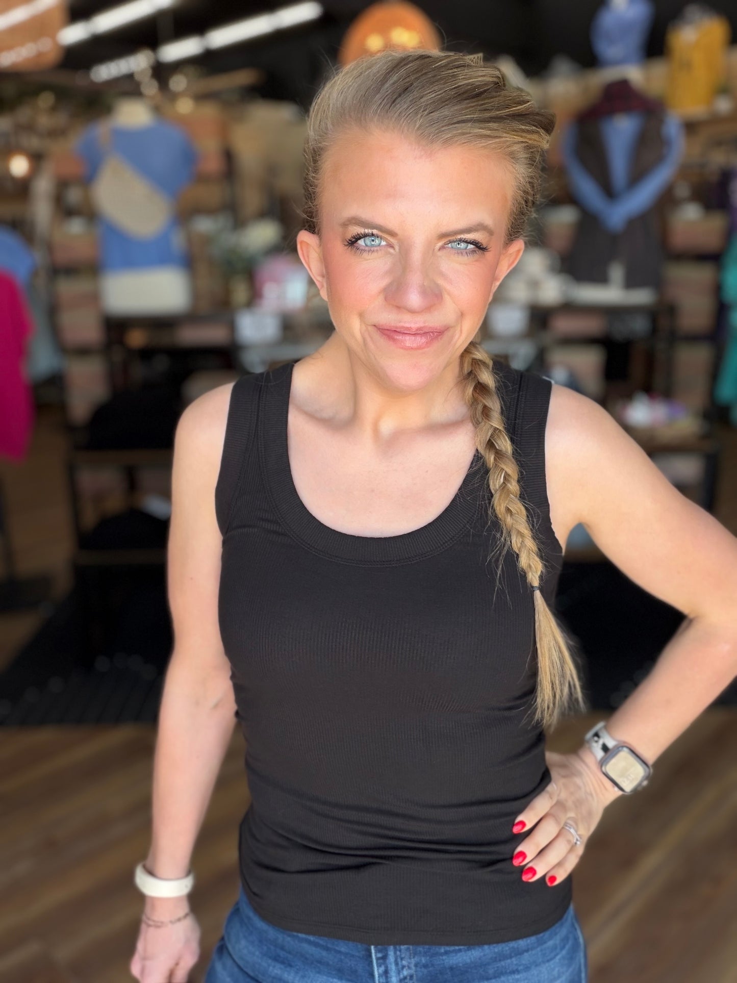 Scooped Ribbed Tank