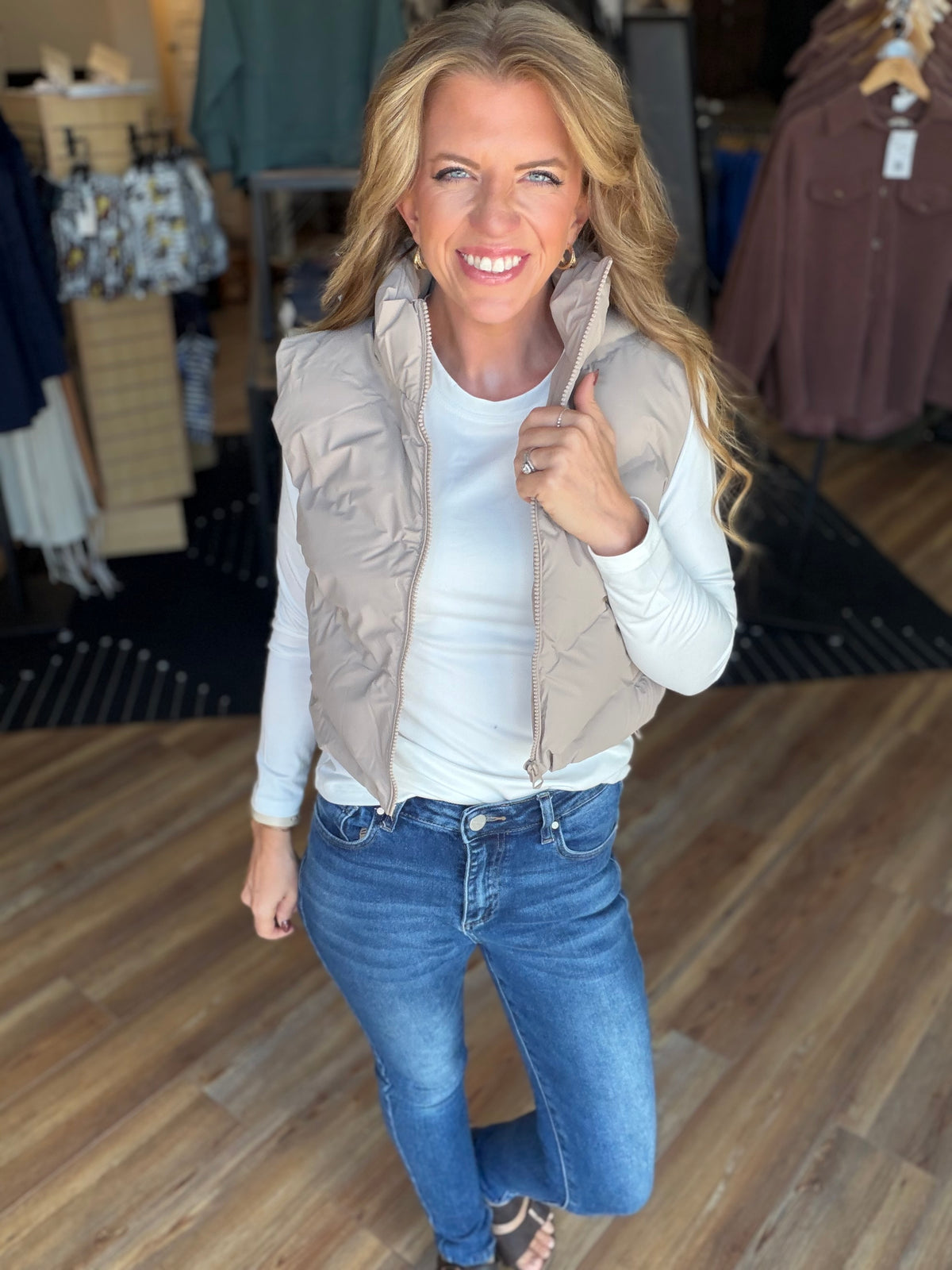 Valuable Cropped Vest