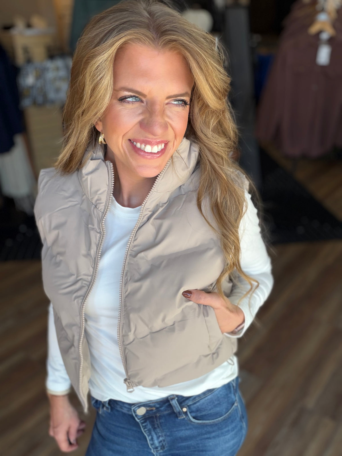 Valuable Cropped Vest