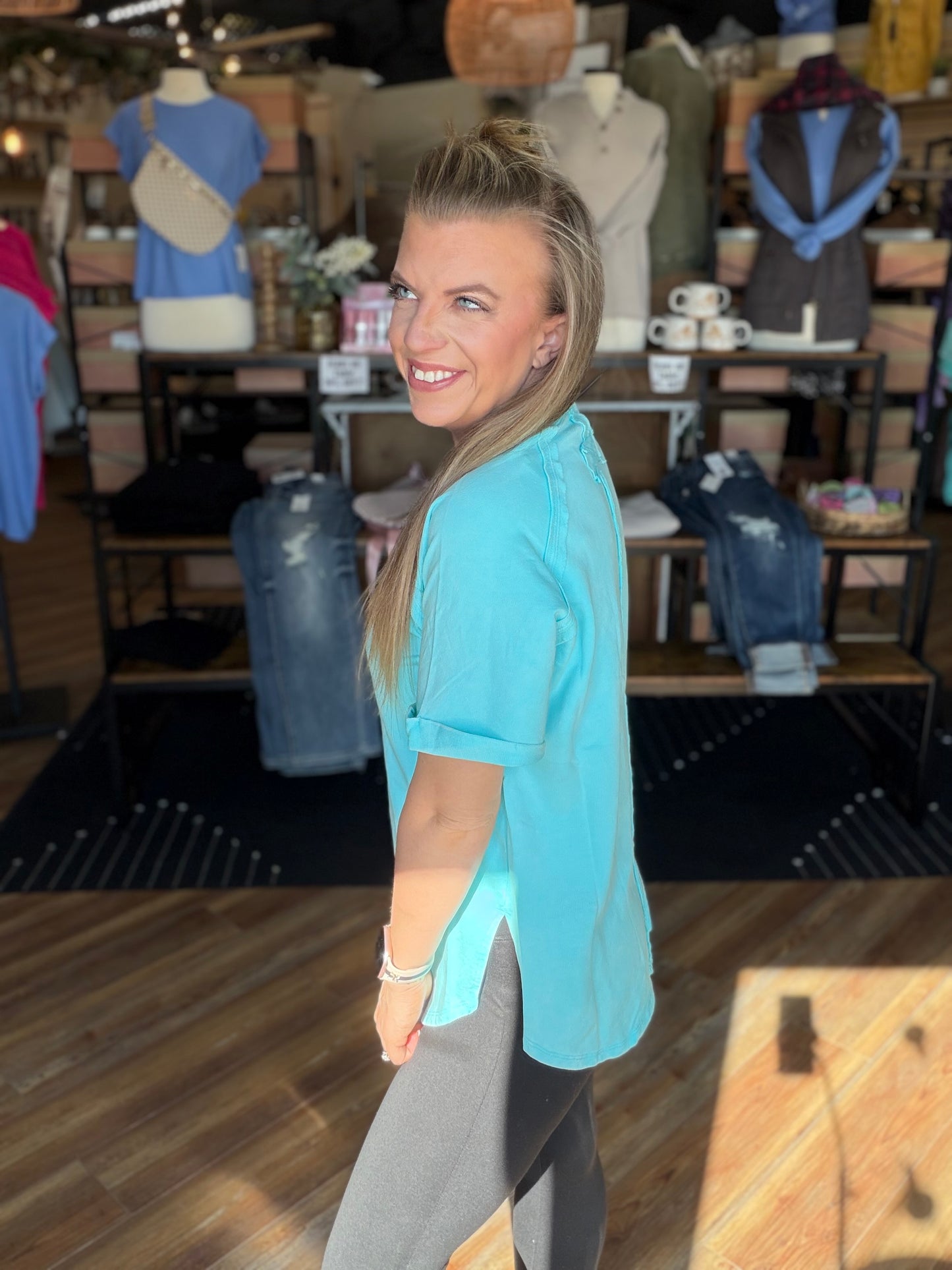 Savvy Side Tee