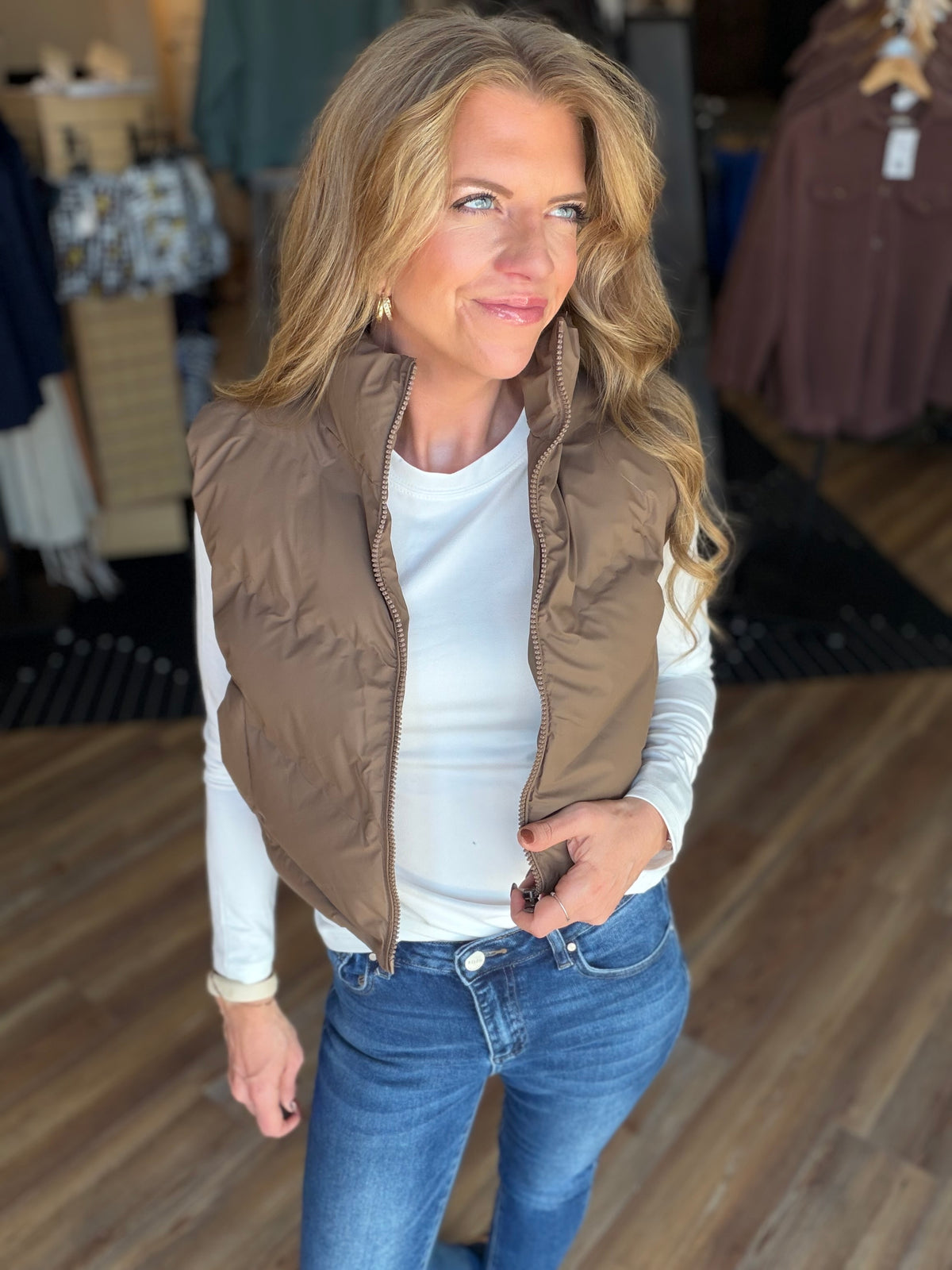Valuable Cropped Vest